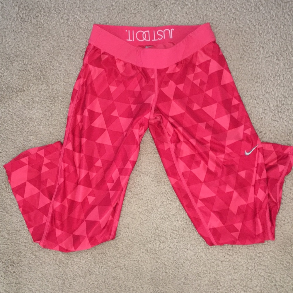 Nike cropped leggings